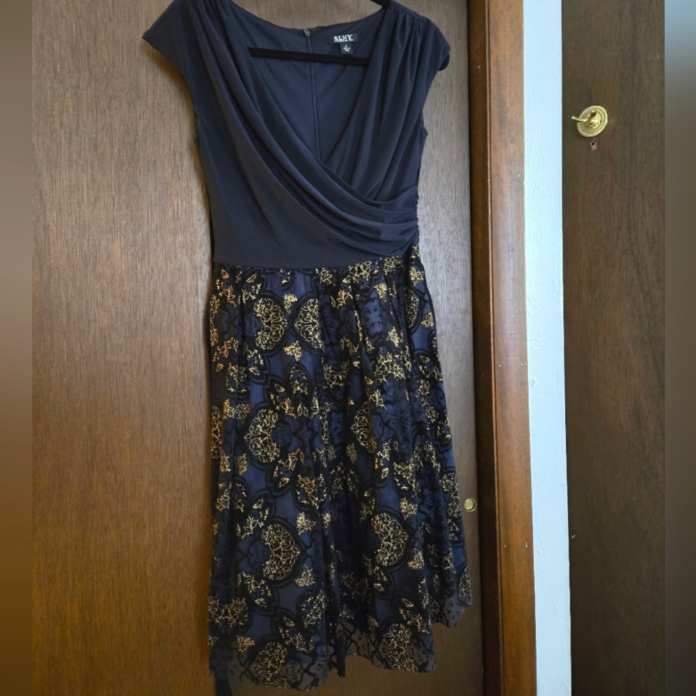 SLNY cocktail dress.
